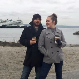 Meet your Posher, Hillary